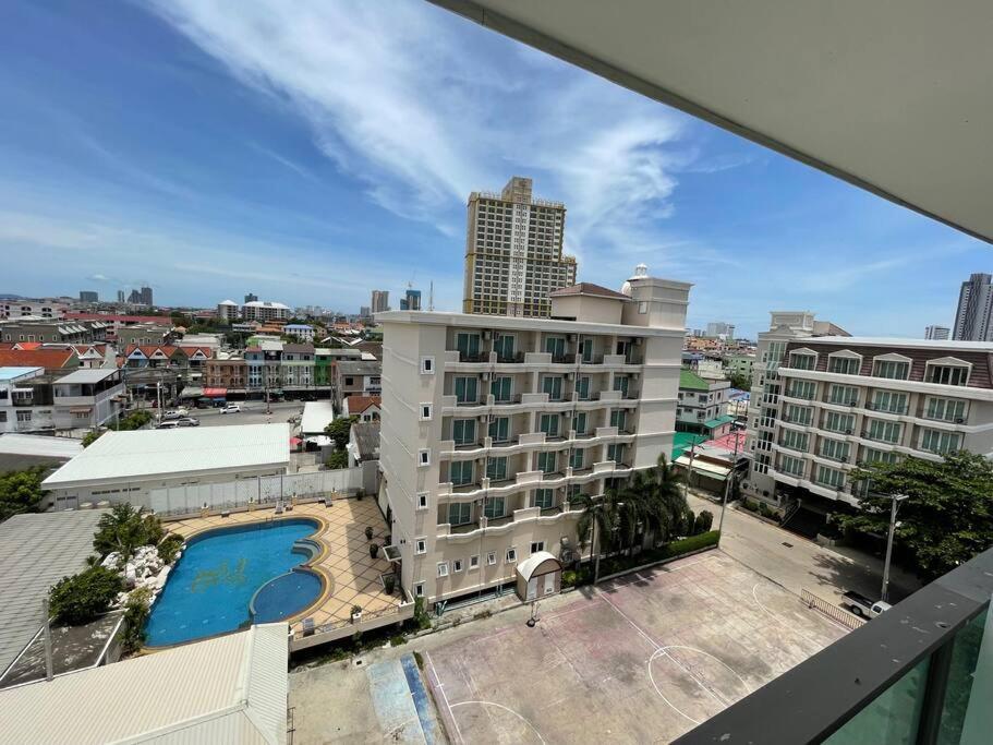 Getaway Studio In City Center Residence Pattaya Esterno foto